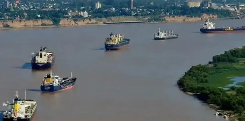 El-Gobierno-preadjudico-la-concesion-de-la-Hidrovia-Parana-Paraguay