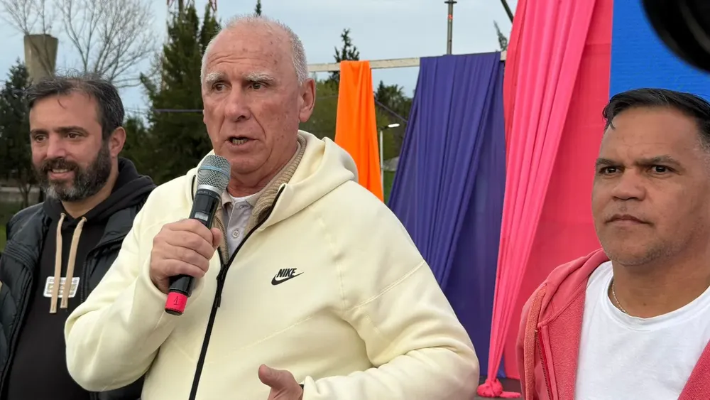 b91ecdcd-059a-4c17-853d-3160b3e31ff4