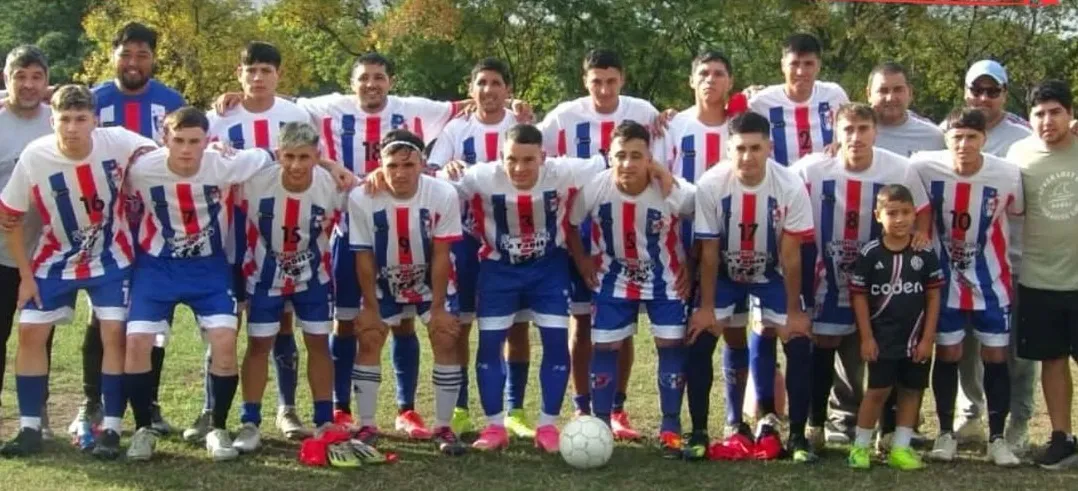 Este fin de semana jugamos el clásico y queremos que seas parte de la fiesta! 🥳❤️🤍💙Vení al cl