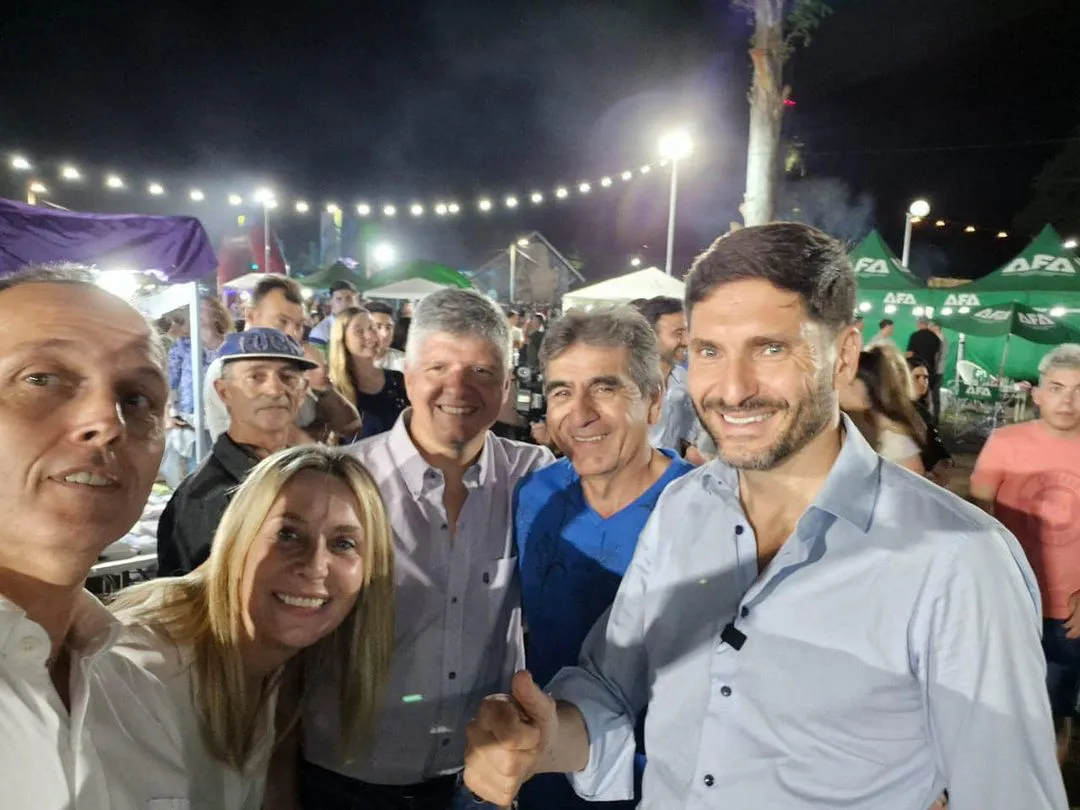 ¡Feliz aniversario #Serodino! Anoche, junto al gobernador @maxipullaro y la presidente comunal @marilinaascani, celebramos los 138 años de fundación de Serodino en la primera edición de la Expo-Serodino. Fue un