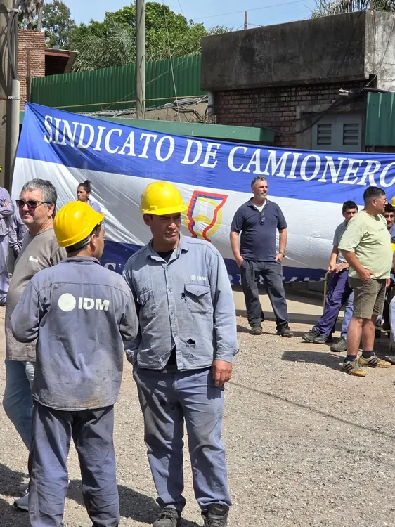 WhatsApp Image 2025-10-21 at 11.07.13 AM