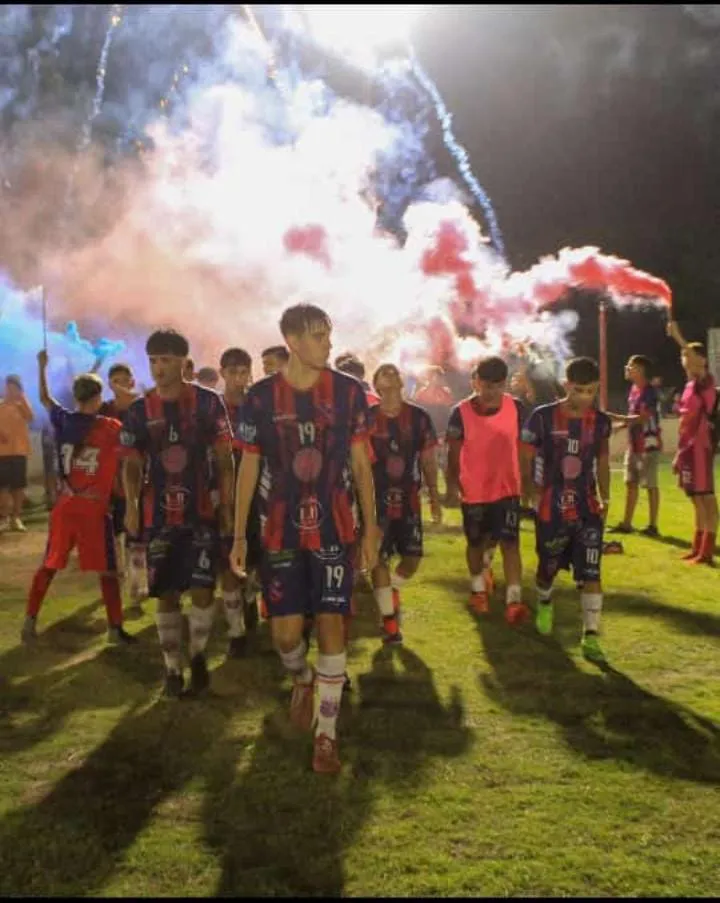 485754183_1154677473118476_4502400555763886732_n