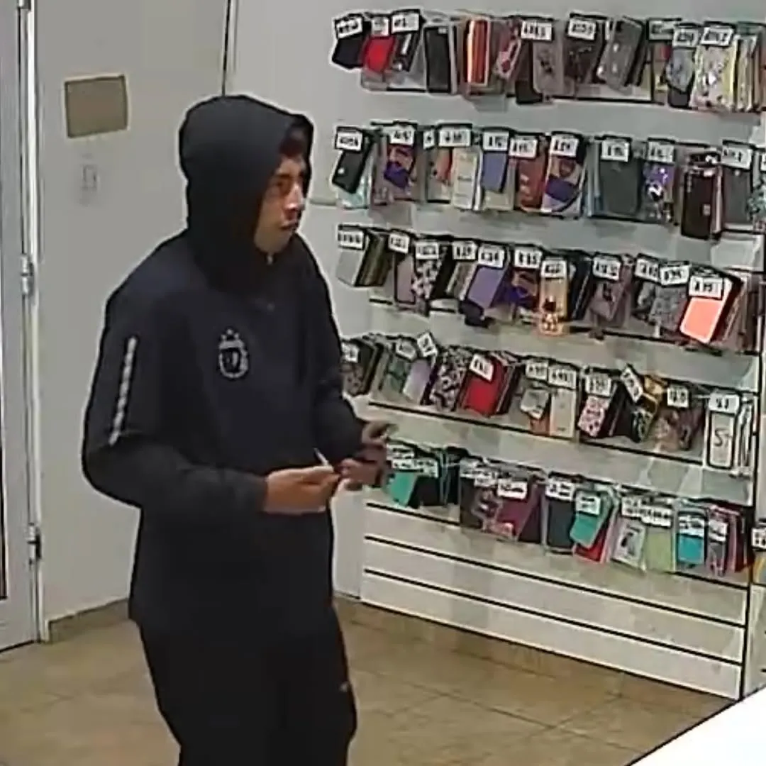Segunda vez en lo que va de este año que nos invade la delincuenciaMe pregunto qué está pasando (2)