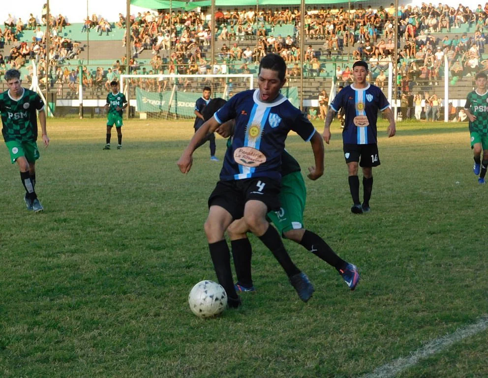 Domingo de clásico⚽️🤍 ❕Primera❕