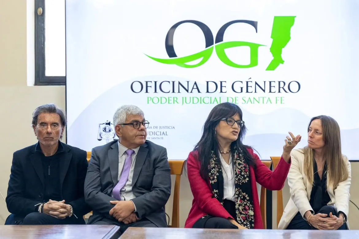 🏛La Corte Suprema de Santa Fe presentó su Oficina de Género🙌🏻Con la conferencia magistral de (2)