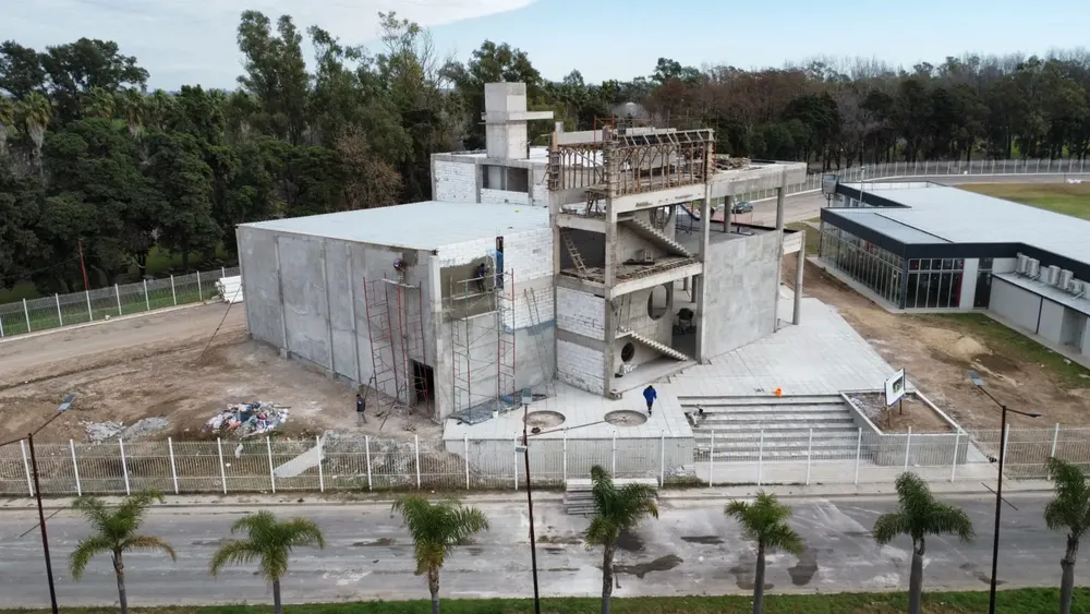 855f7003-5a62-4d19-9fc2-65d2b4aafa87