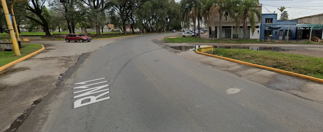 R11 y Genaro Roldán